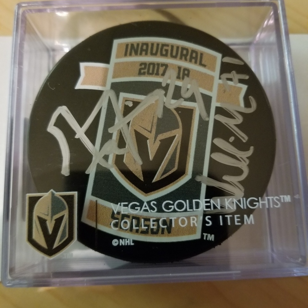 VEGAS GOLDEN KNIGHTS SIGNED PUCK